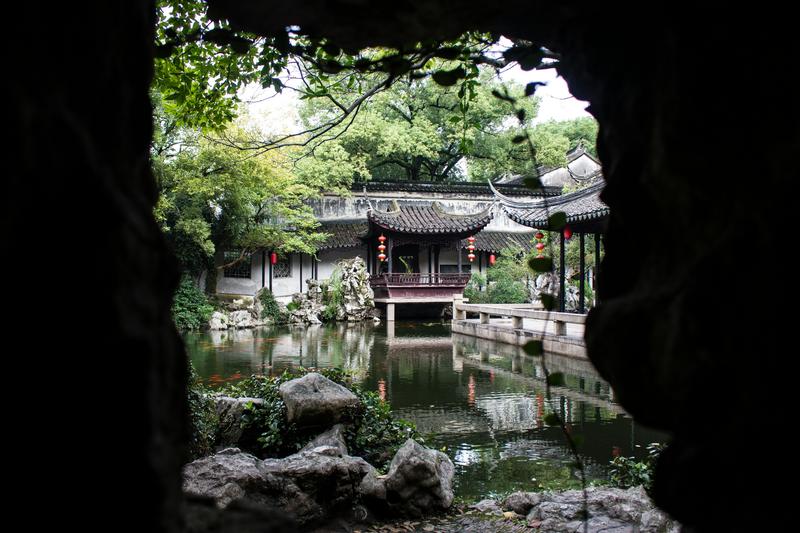 Suzhou English private guide classical gardens and canals