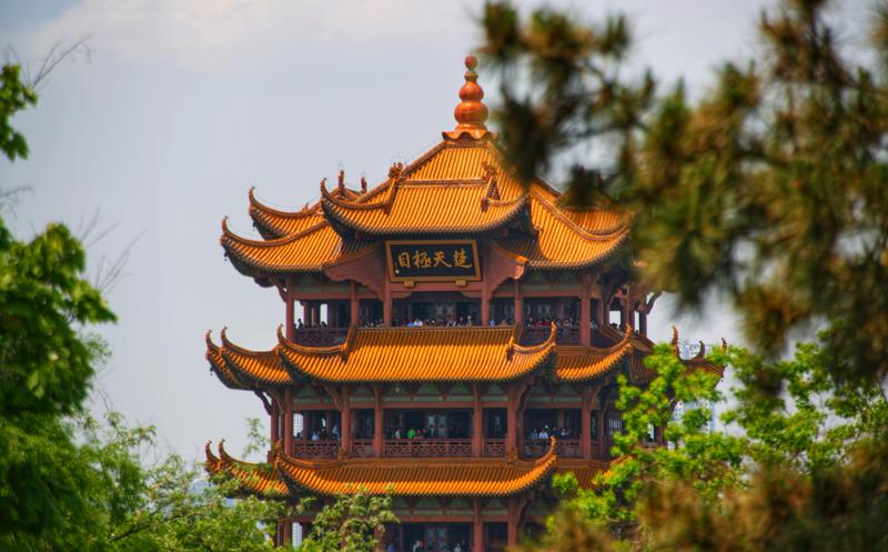 Wuhan private English guide Yellow Crane Tower and East Lake tour